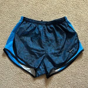 Nike Blue Line Pattern Dri Fit Athletic Shorts size Medium